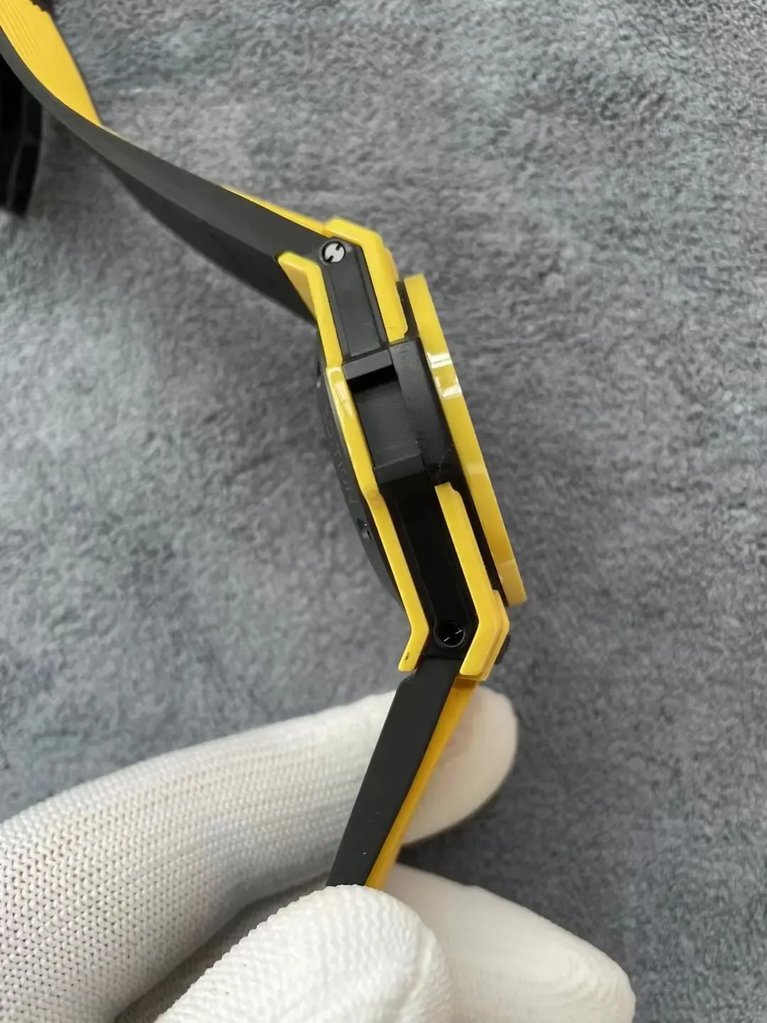 BBF宇舶大爆炸UNICO 441黄陶瓷评测及真假对比