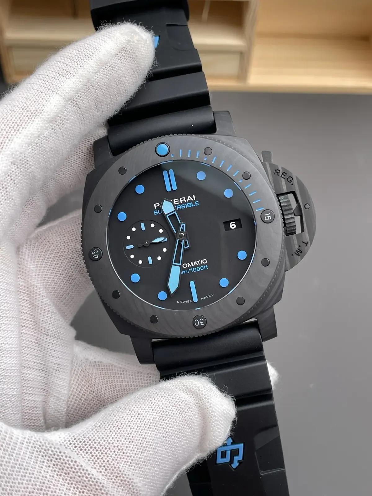 VS厂沛纳海PAM01616碳纤维，夜光效果及细节实拍