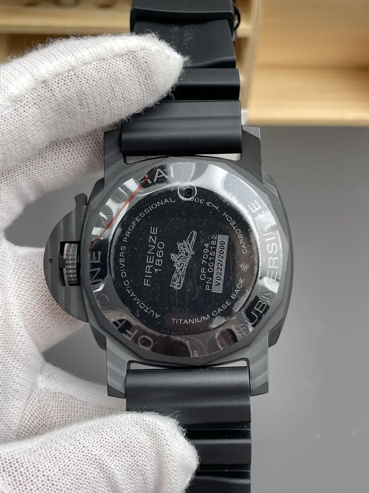 VS厂沛纳海PAM01616碳纤维，夜光效果及细节实拍