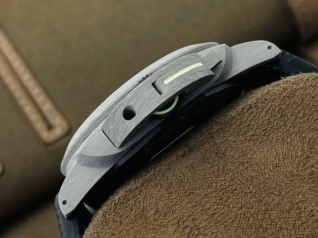 VS厂沛纳海1119碳纤维深度评测，真假对比细节实拍