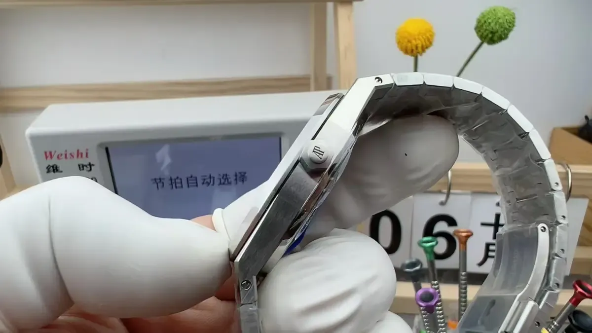 ZF厂爱彼皇家橡树15202对比正品：真假细节差距有多大？