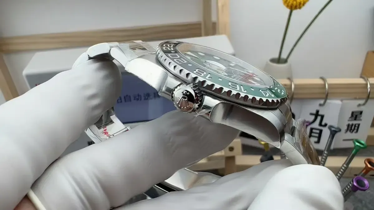 VS厂劳力士格林尼治雪碧圈：细节还原度98%？