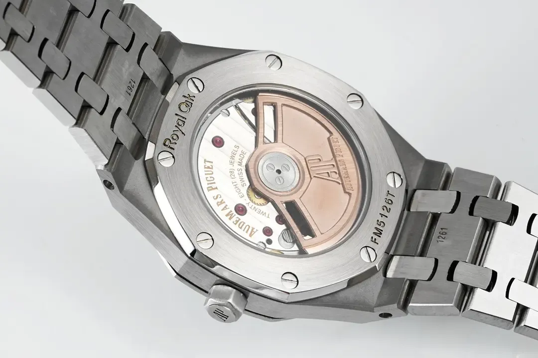 ZF厂爱彼77351ST女表对比正品差距大吗？