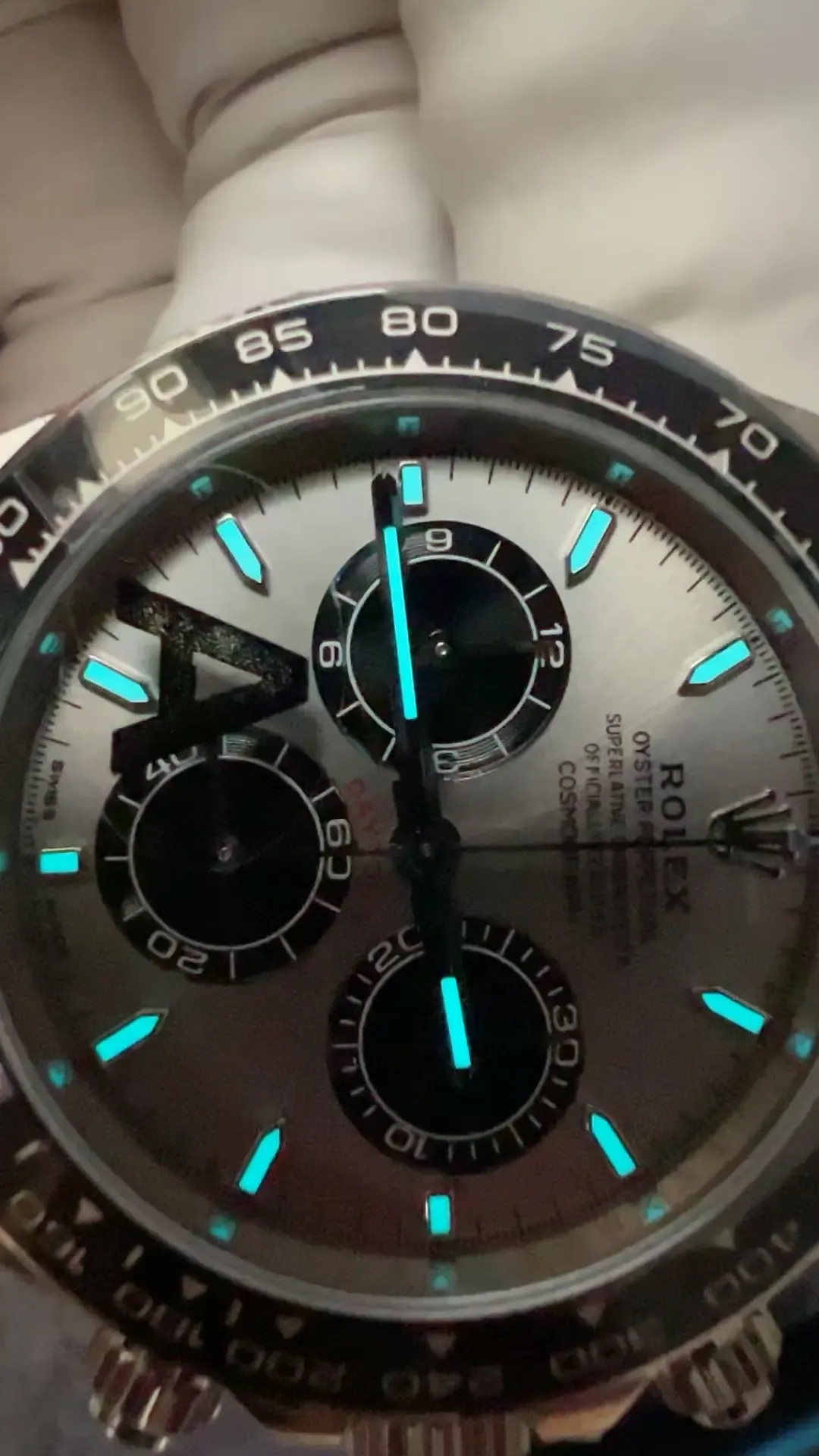 VS厂灰熊迪通拿正确使用方法：做到这4点轻松戴10年