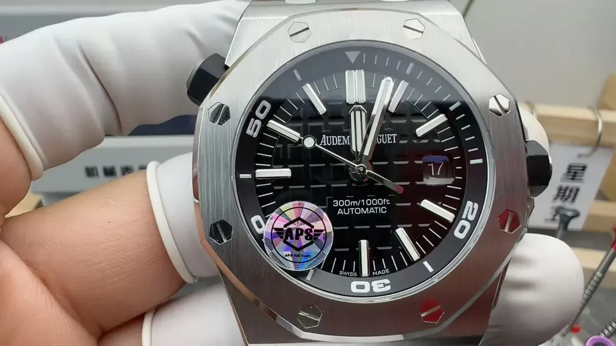 APS厂爱彼15710真假对比：V2升级版值得买吗？