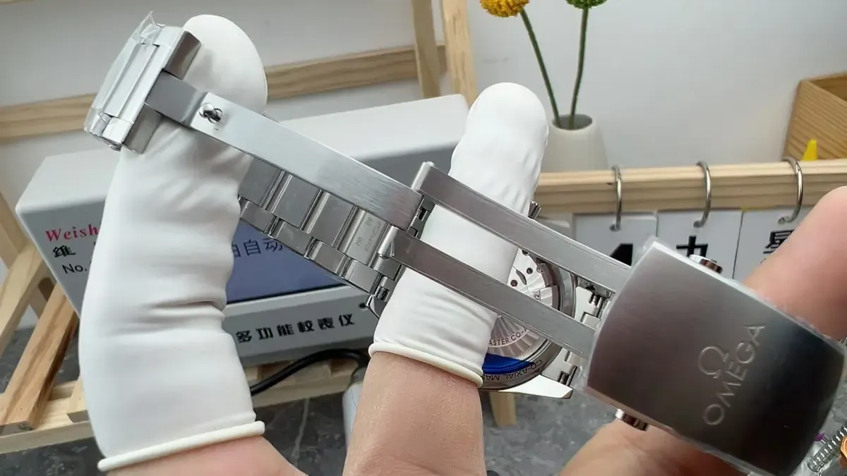 VS厂欧米茄海马幽灵党V2升级版对比正品，差距有多大？