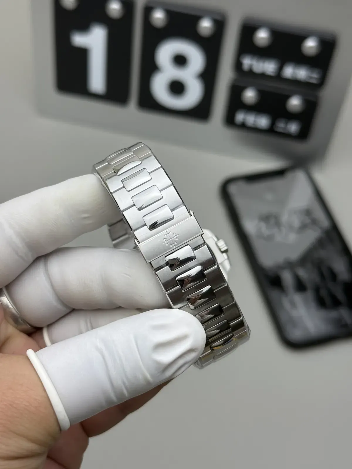 3K厂百达翡丽鹦鹉螺5711绿盘T钻评测 - 324机芯值得买吗