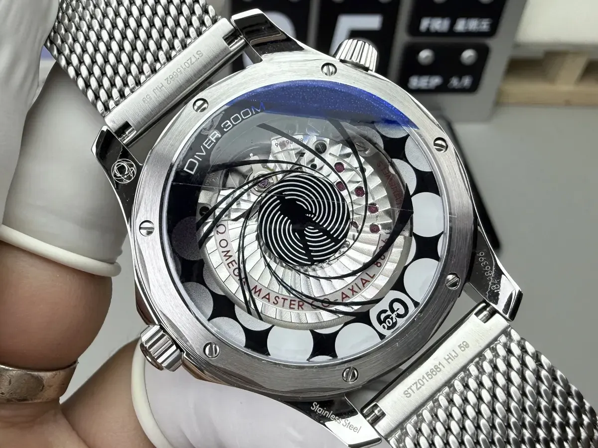 VS厂欧米茄海马007邦德六十周年特别款，做工细节好不好？