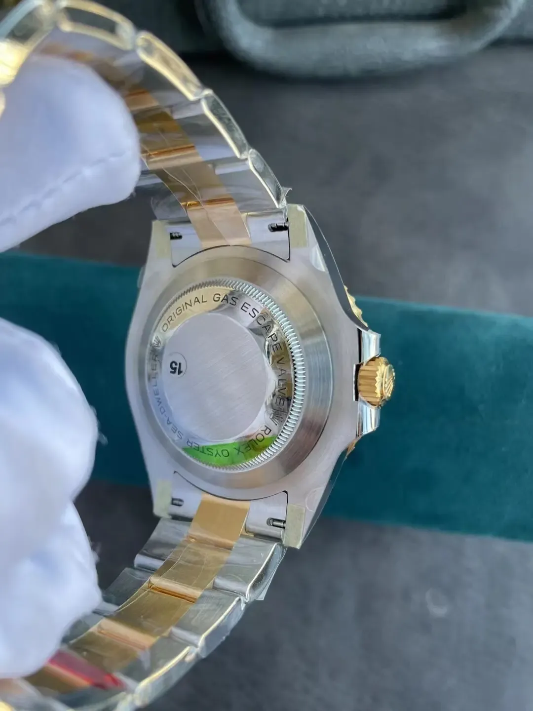 VS厂劳力士单黄间金海使：修正破绽值得入手了！