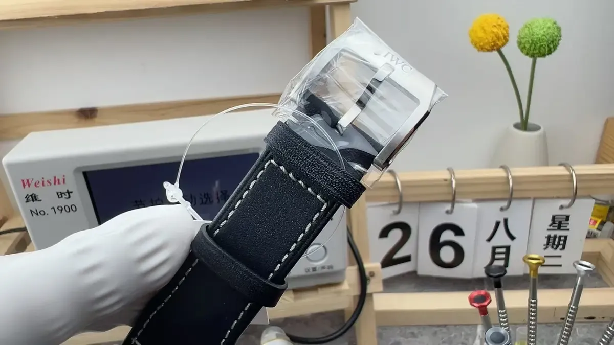 V7厂万国飞行员马克二十，细节还原度高达98%！