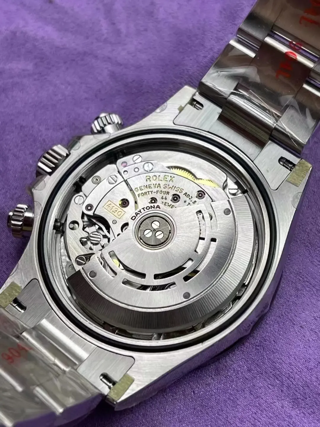 C厂V3熊猫迪对比APS厂：劳力士迪通拿的细节对决