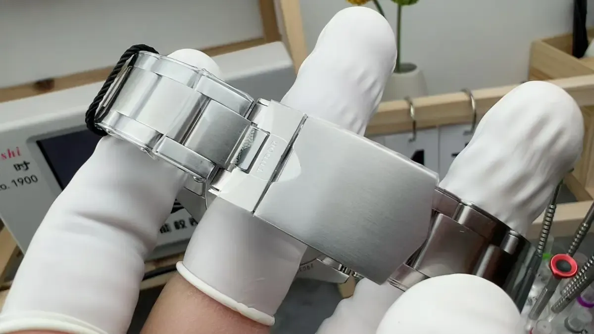 ZF厂帝舵碧湾54系列M79000N：37毫米真假评测