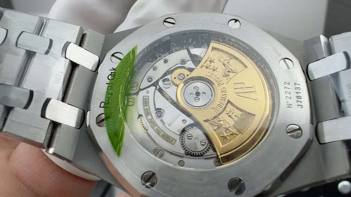 APS爱彼15451ST钻圈女表37mm上手体验：优缺点分析