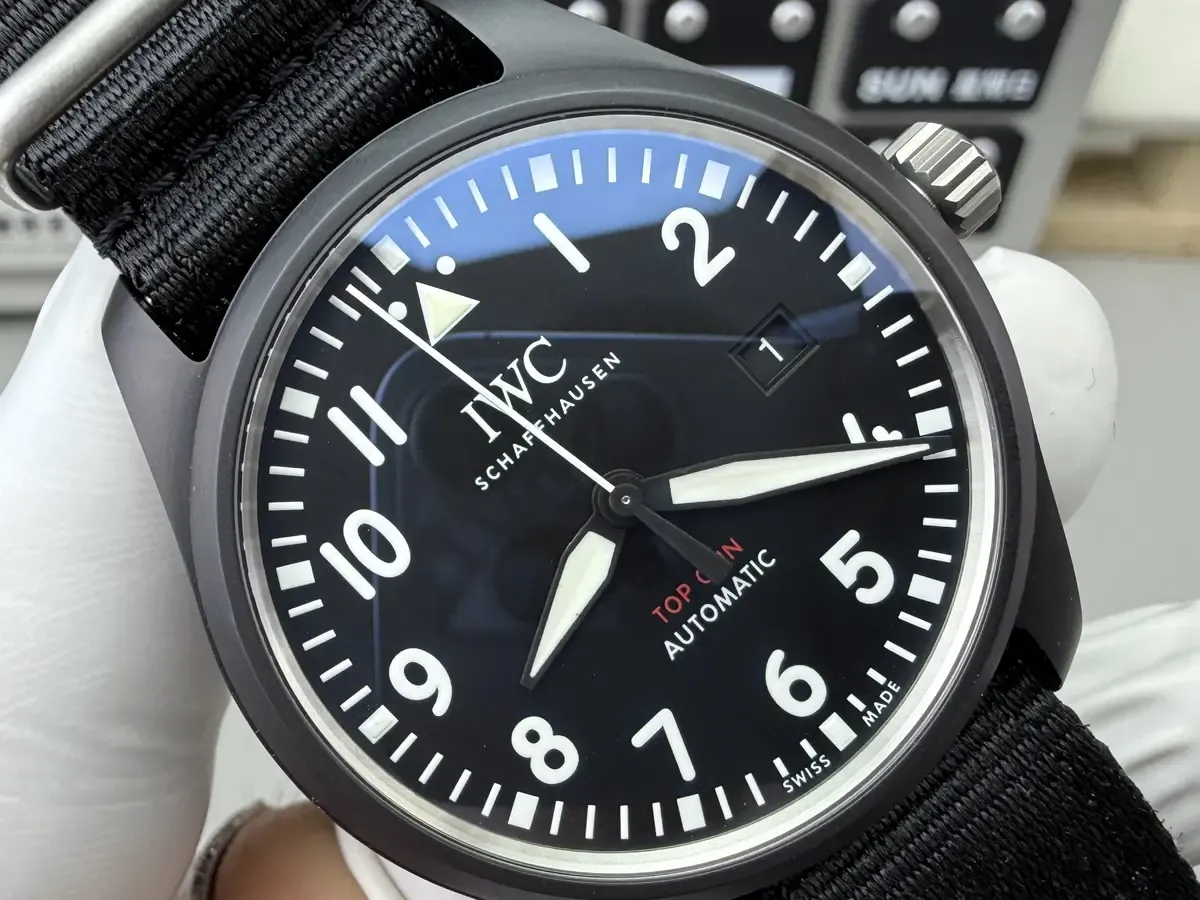 V7厂万国TOPGUN海军空战部队IW326906细节全解析