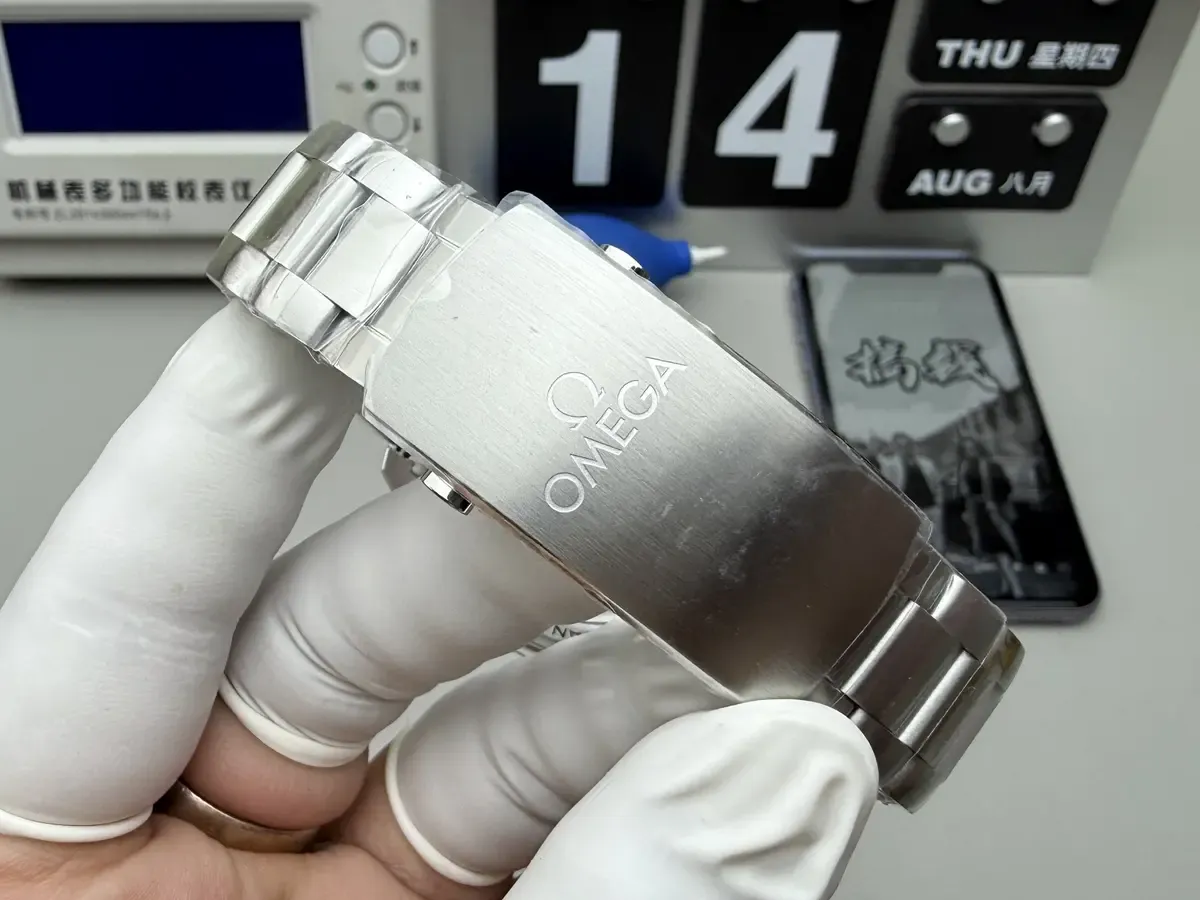 VS欧米茄海马600GMT太极圈，新手鉴别手册