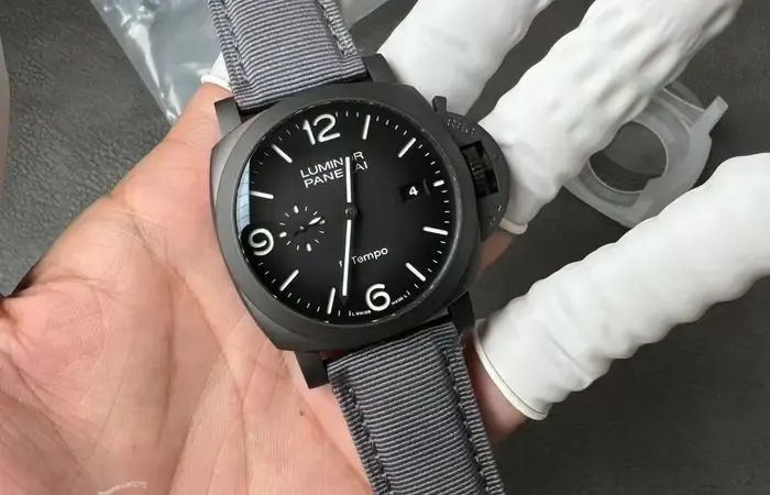 VS厂沛纳海PAM01467纽约限量版：最值得入手GMT双时区神器