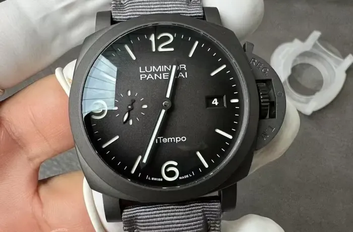 VS厂沛纳海PAM01467纽约限量版：最值得入手GMT双时区神器