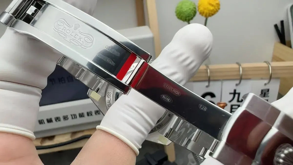 VS厂劳力士绿玻璃闪电针表带、圈口、机芯解析，值不值得买？