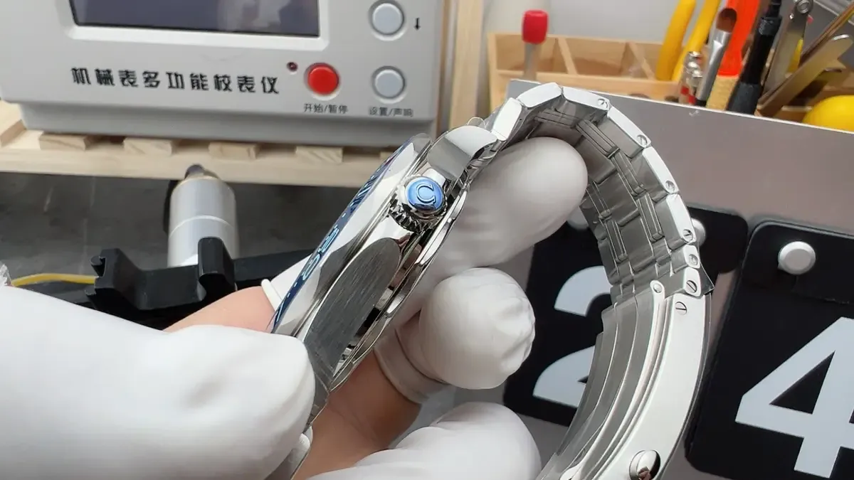 VS厂海马300夏日蓝75周年款上手效果曝光，这质感绝了！