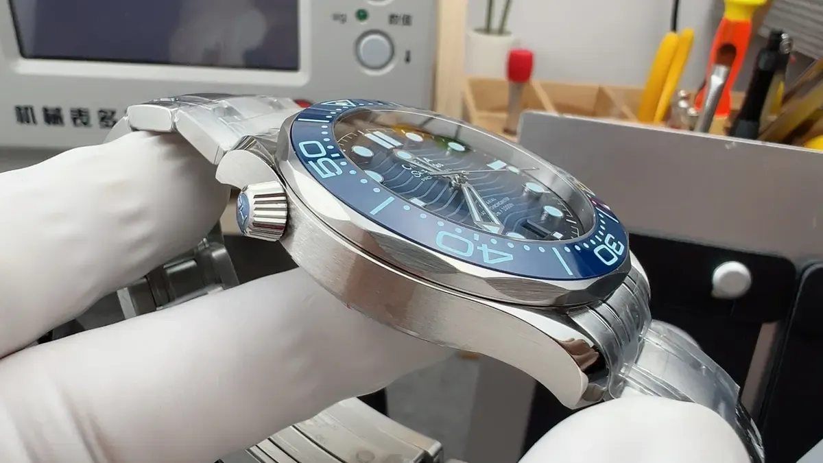 VS厂海马300夏日蓝75周年款上手效果曝光，这质感绝了！