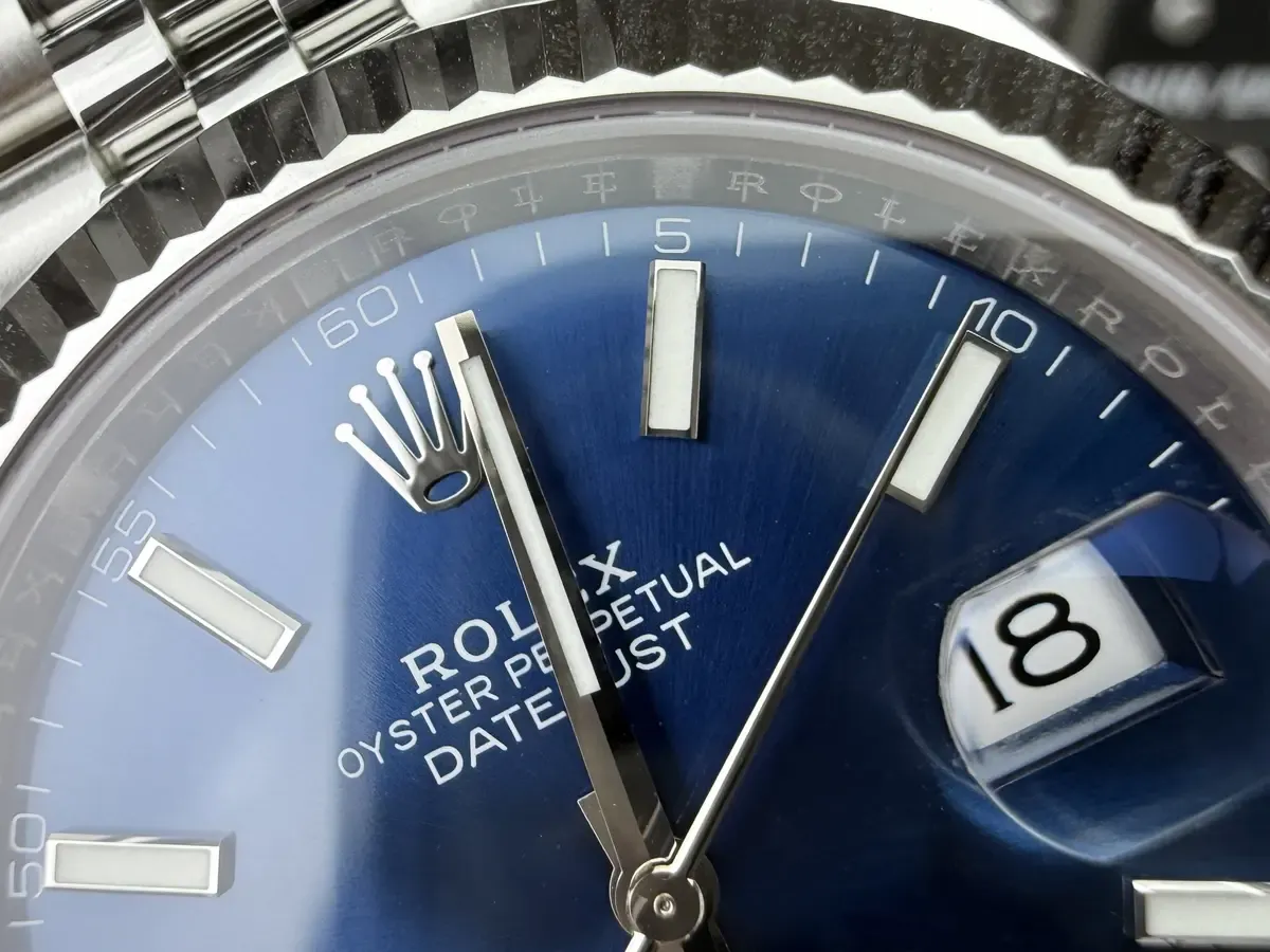 VS厂日志V2版封神？27珠丹东3235机芯独家拆解，一眼鉴定真假！