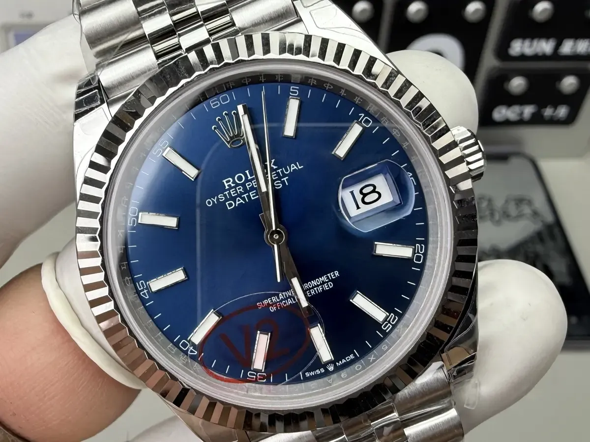 VS厂日志V2版封神？27珠丹东3235机芯独家拆解，一眼鉴定真假！