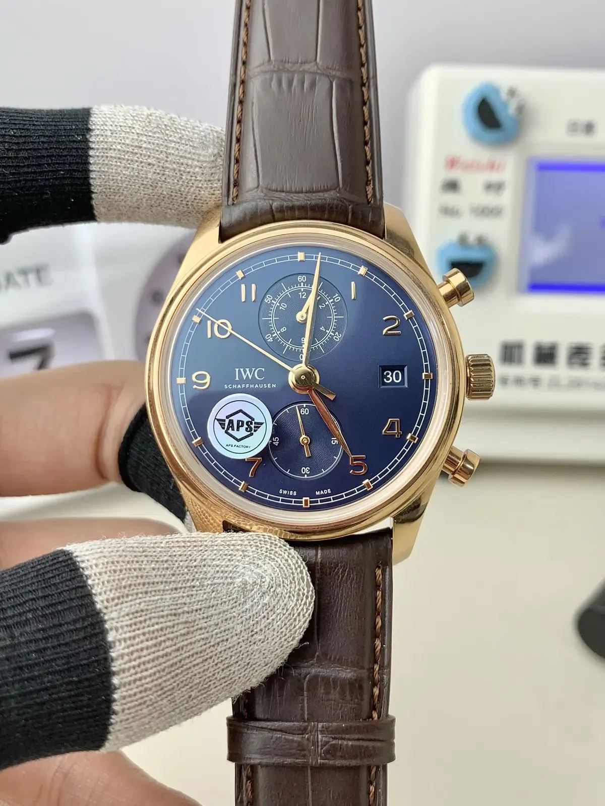 APS厂万国葡萄牙计时玫瑰金蓝盘一眼假吗？真相揭秘