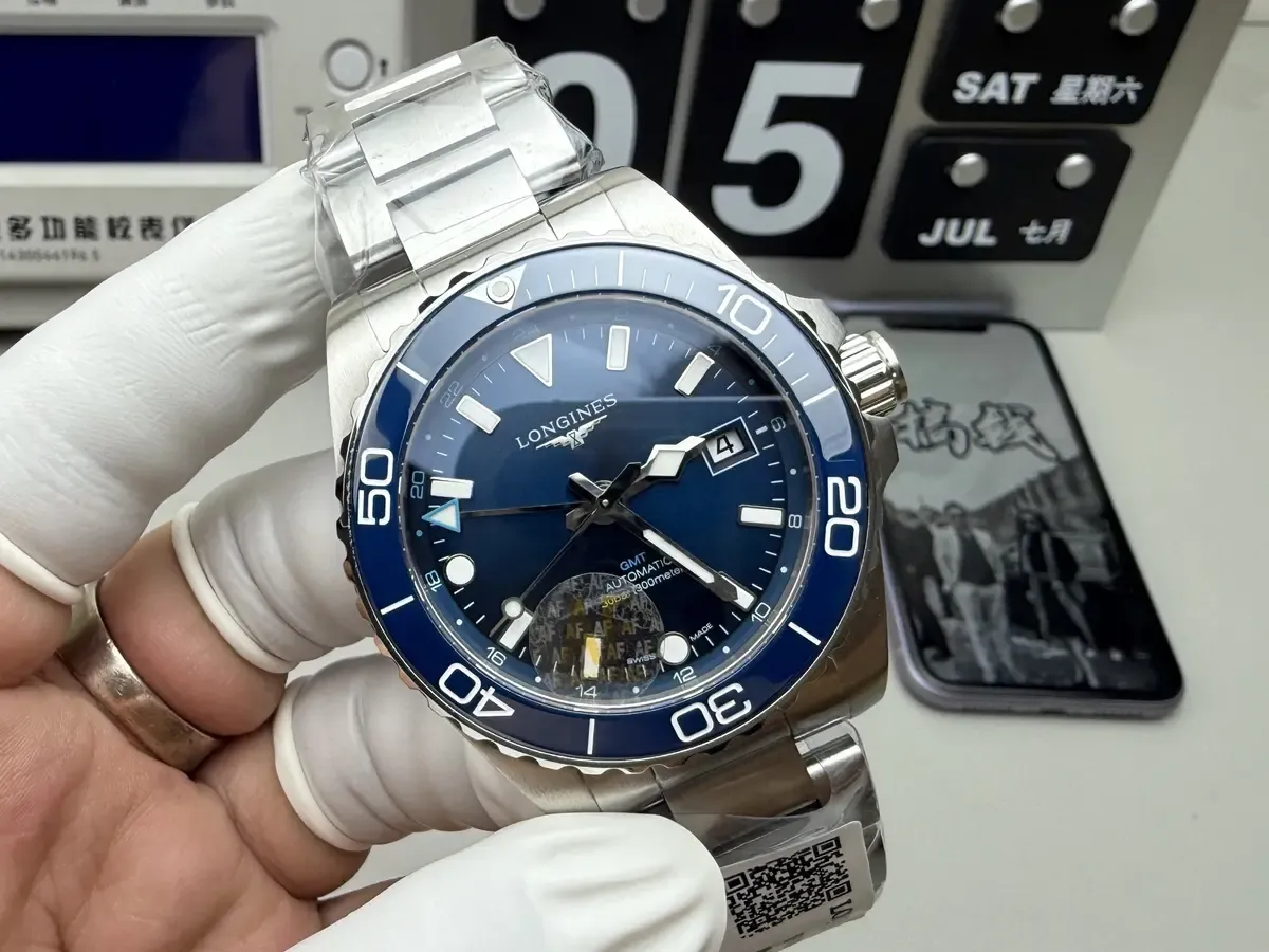 一文看懂AF厂浪琴康卡斯GMT蓝陶版功能、外观、机芯细节