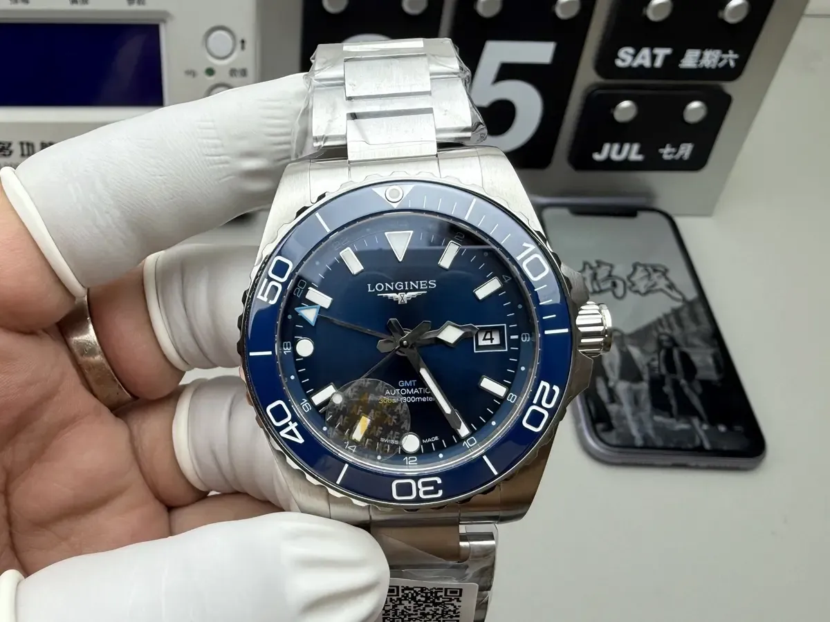 一文看懂AF厂浪琴康卡斯GMT蓝陶版功能、外观、机芯细节