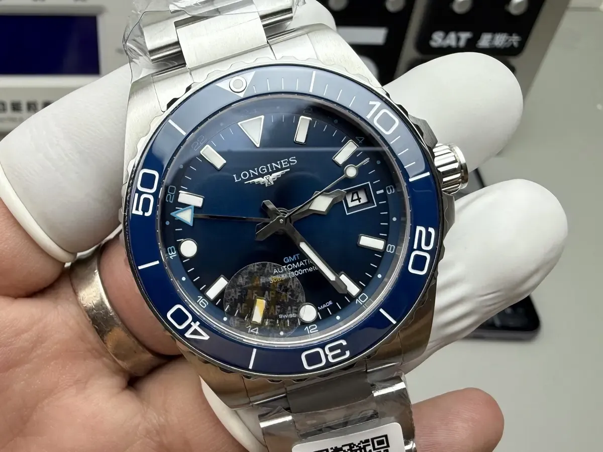 一文看懂AF厂浪琴康卡斯GMT蓝陶版功能、外观、机芯细节