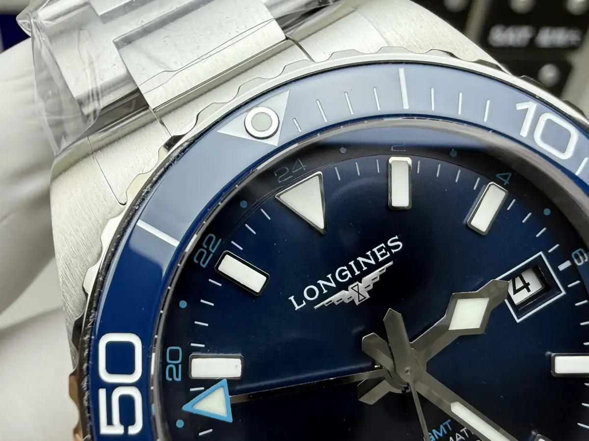 一文看懂AF厂浪琴康卡斯GMT蓝陶版功能、外观、机芯细节