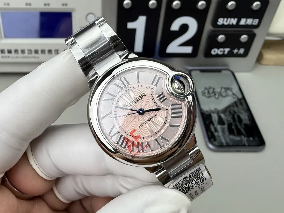 女生买表攻略：卡地亚粉气球33mm为何看不到鱼眼？