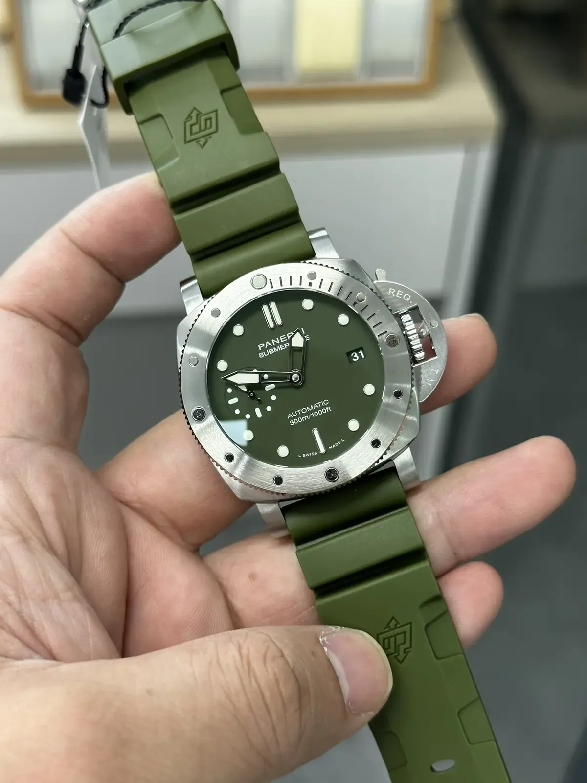 VS厂沛纳海1055军绿腕表评测：42毫米小表径的硬汉风格