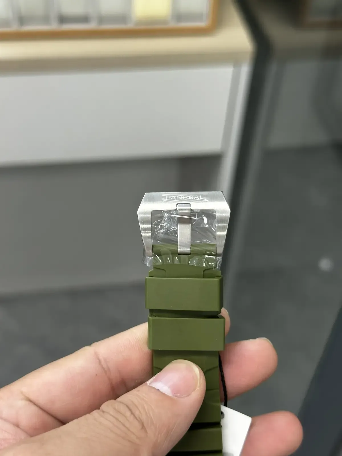 VS厂沛纳海1055军绿腕表评测：42毫米小表径的硬汉风格