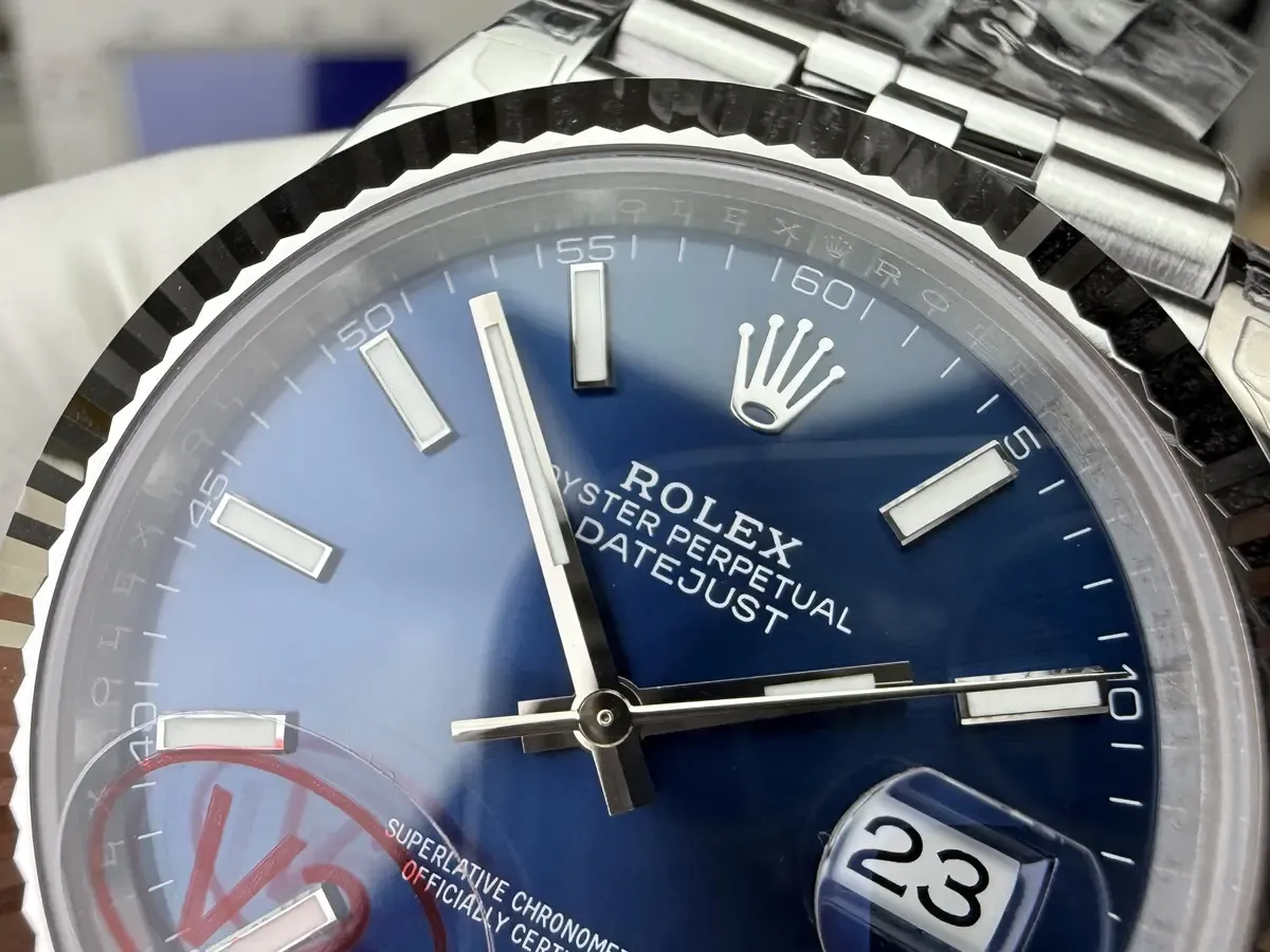 白金圈终于对味！VS厂劳力士日志V2对比原装差距有多大