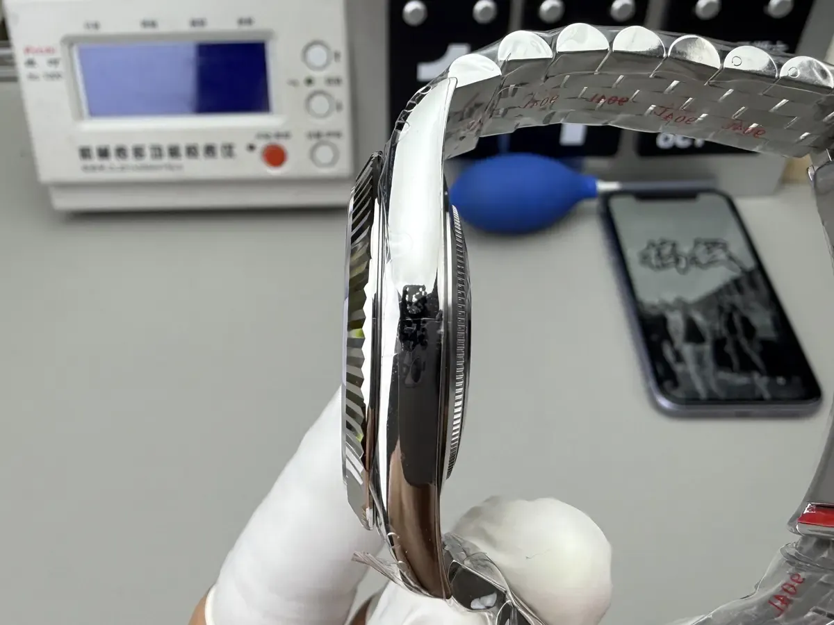 白金圈终于对味！VS厂劳力士日志V2对比原装差距有多大