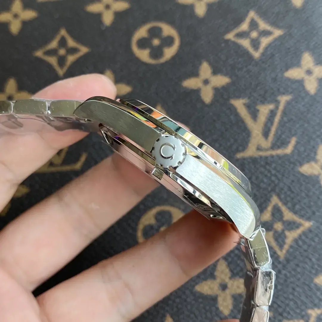 VS厂欧米茄大黄蜂8508机芯拆解：复刻表中的“真表体验”