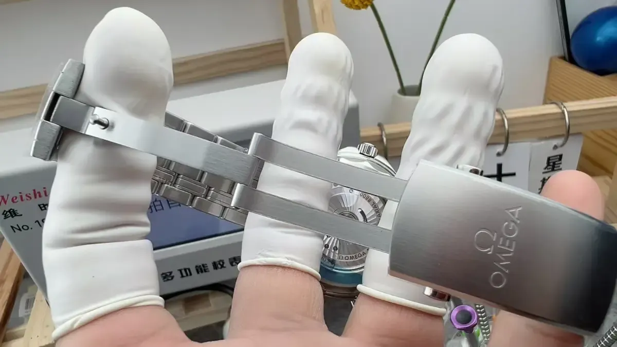 VS厂海马300米V4对比正品差距多大？深度拆解评测