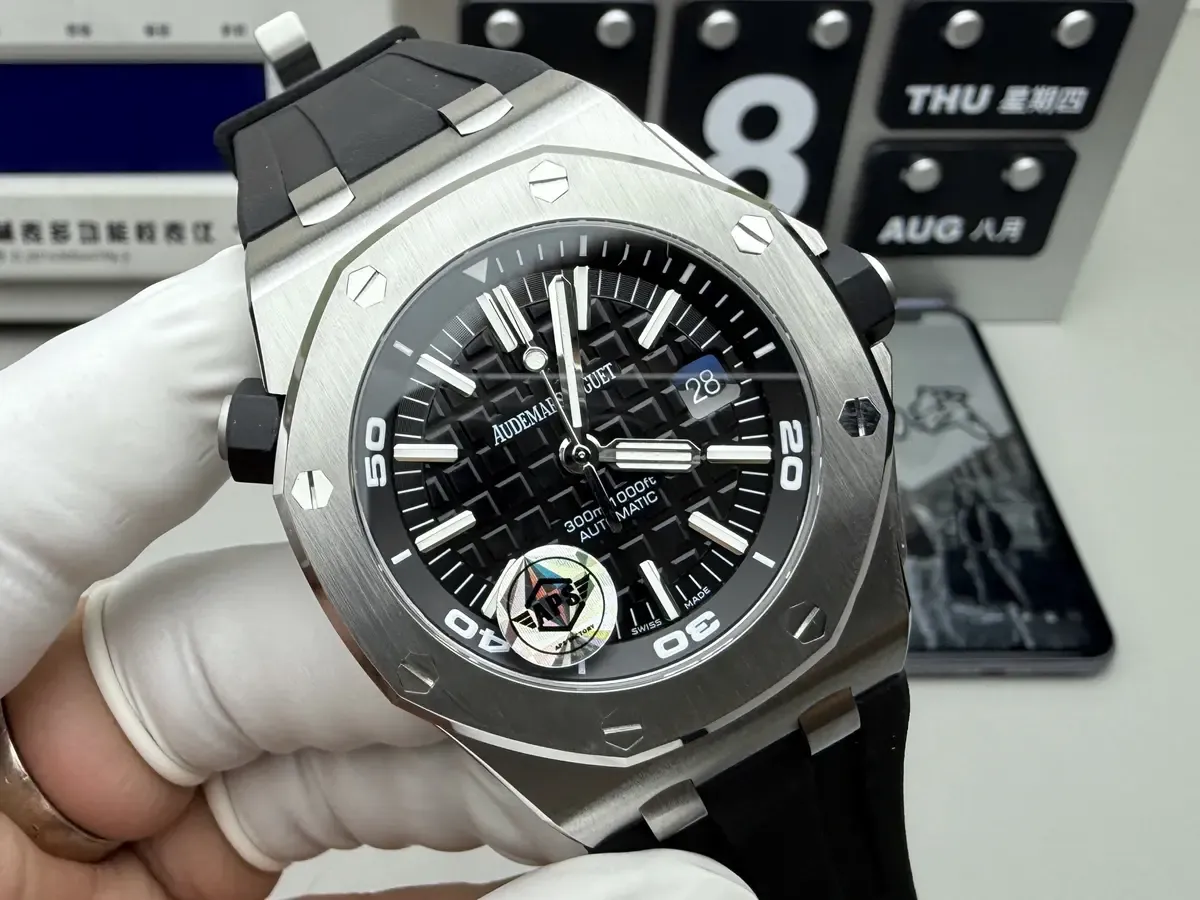 APS厂爱彼15710值得买吗？3120一体机芯全面评测