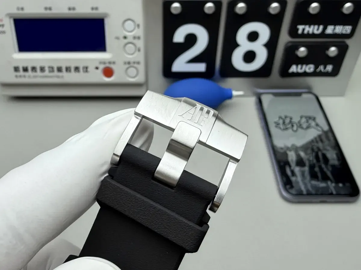 APS厂爱彼15710值得买吗？3120一体机芯全面评测