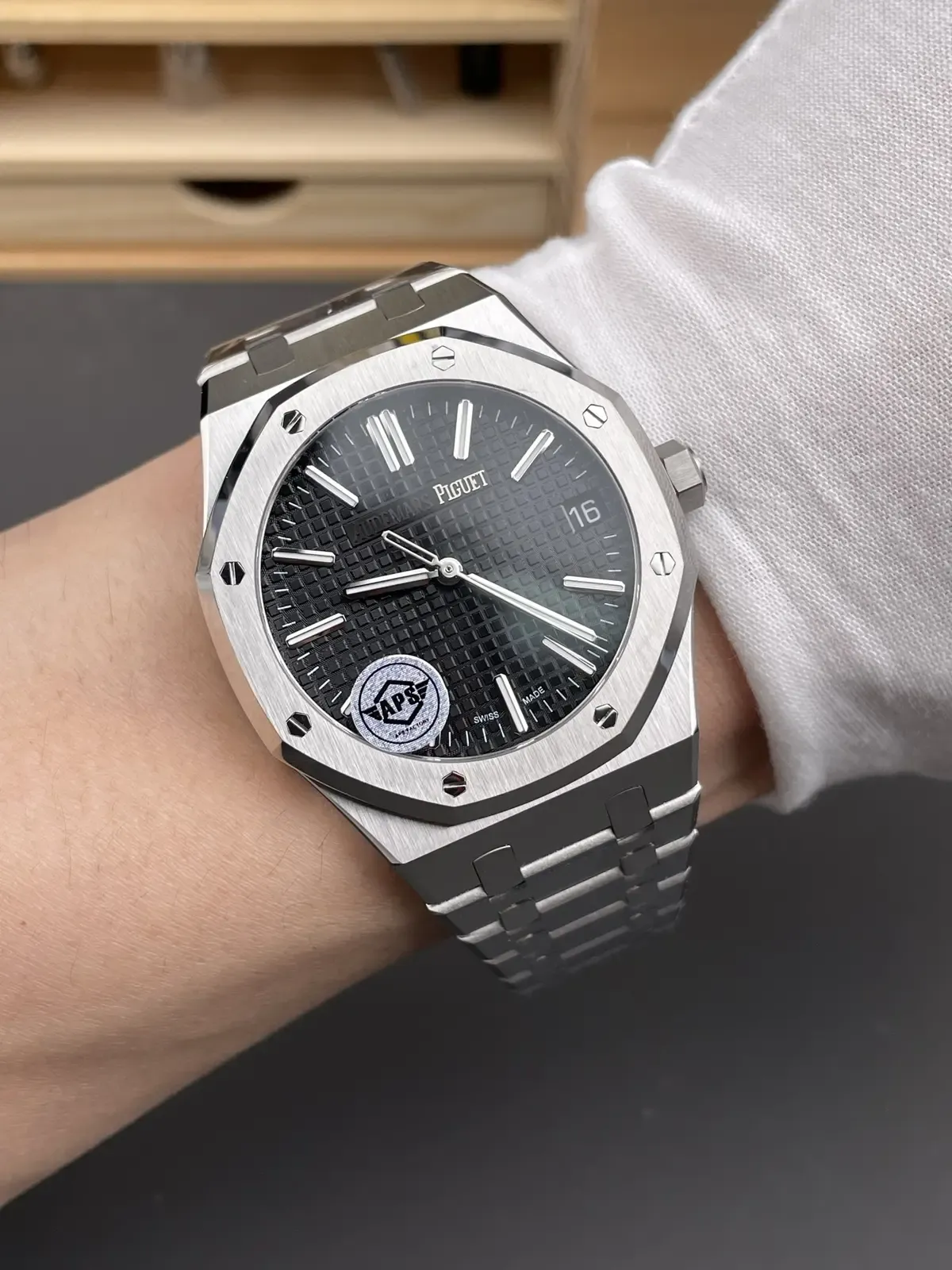 APS厂爱彼15510对比评测：4302一体机芯是否真假难辨？