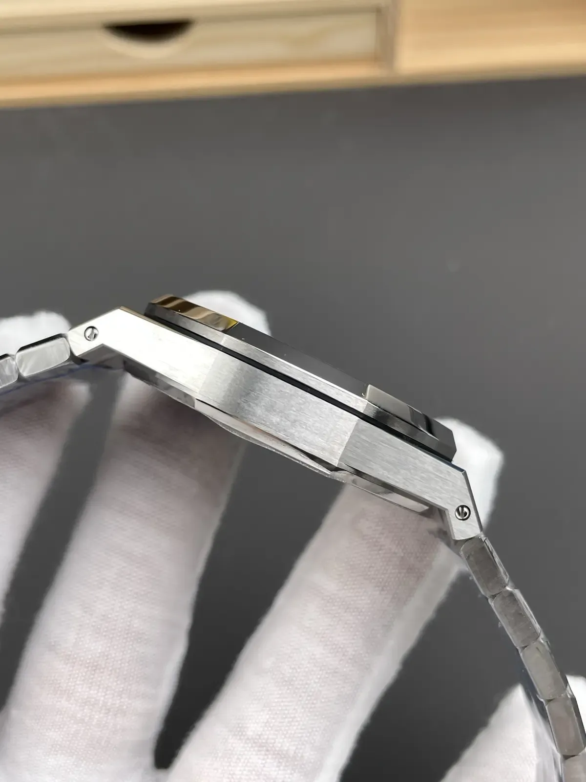 APS厂爱彼15510对比评测：4302一体机芯是否真假难辨？