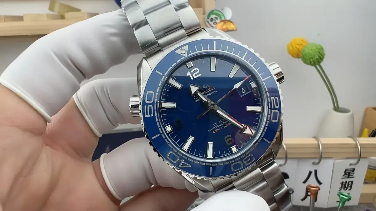 复刻表迷必看：VS厂海马600蓝陶瓷圈还原度有多高？