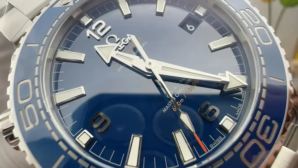 复刻表迷必看：VS厂海马600蓝陶瓷圈还原度有多高？