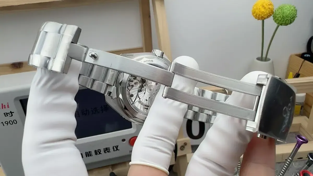 复刻表迷必看：VS厂海马600蓝陶瓷圈还原度有多高？