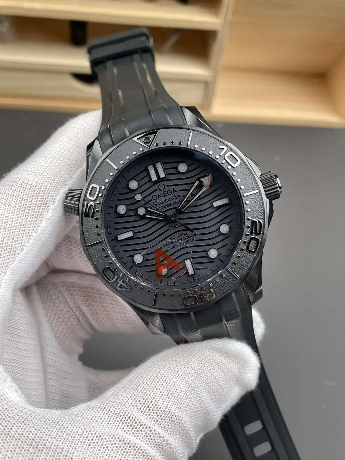 VS厂欧米茄海马300黑武士对比正品：差距大吗？值得买吗？