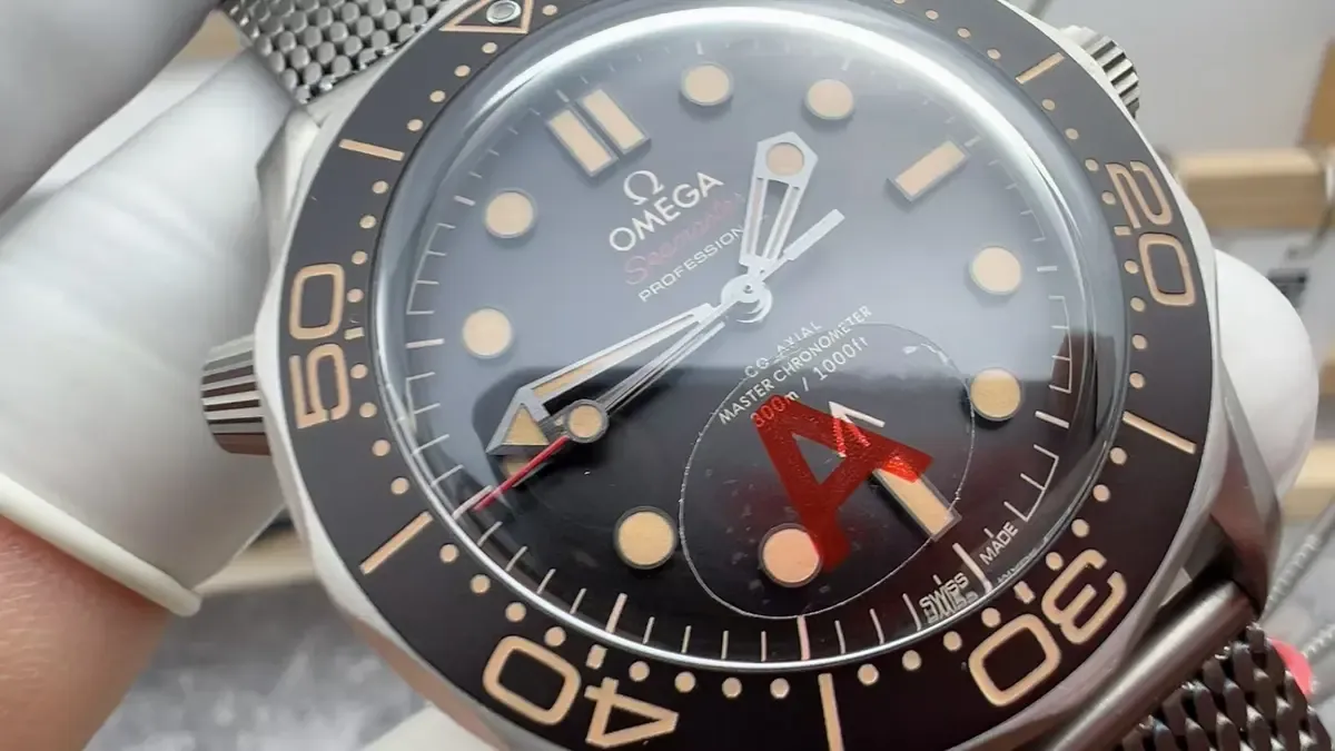 VS厂欧米茄007无暇赴死复刻表对比评测：哪个厂最强？