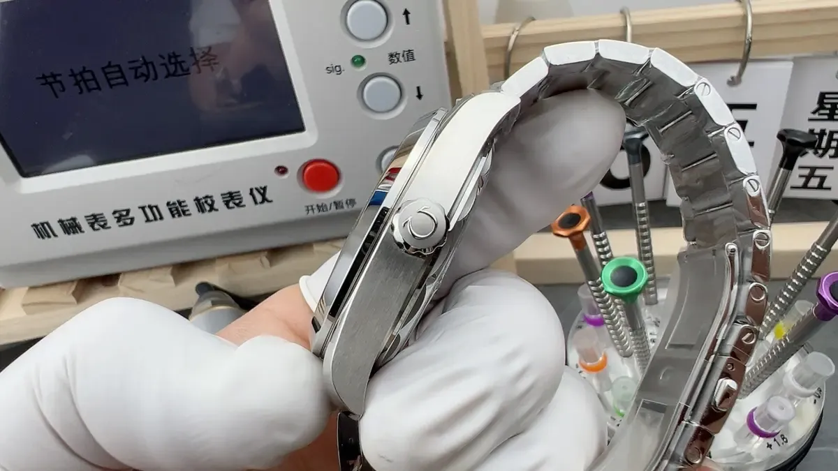 新手避坑指南：VS厂欧米茄世界时必须知道的5个真相