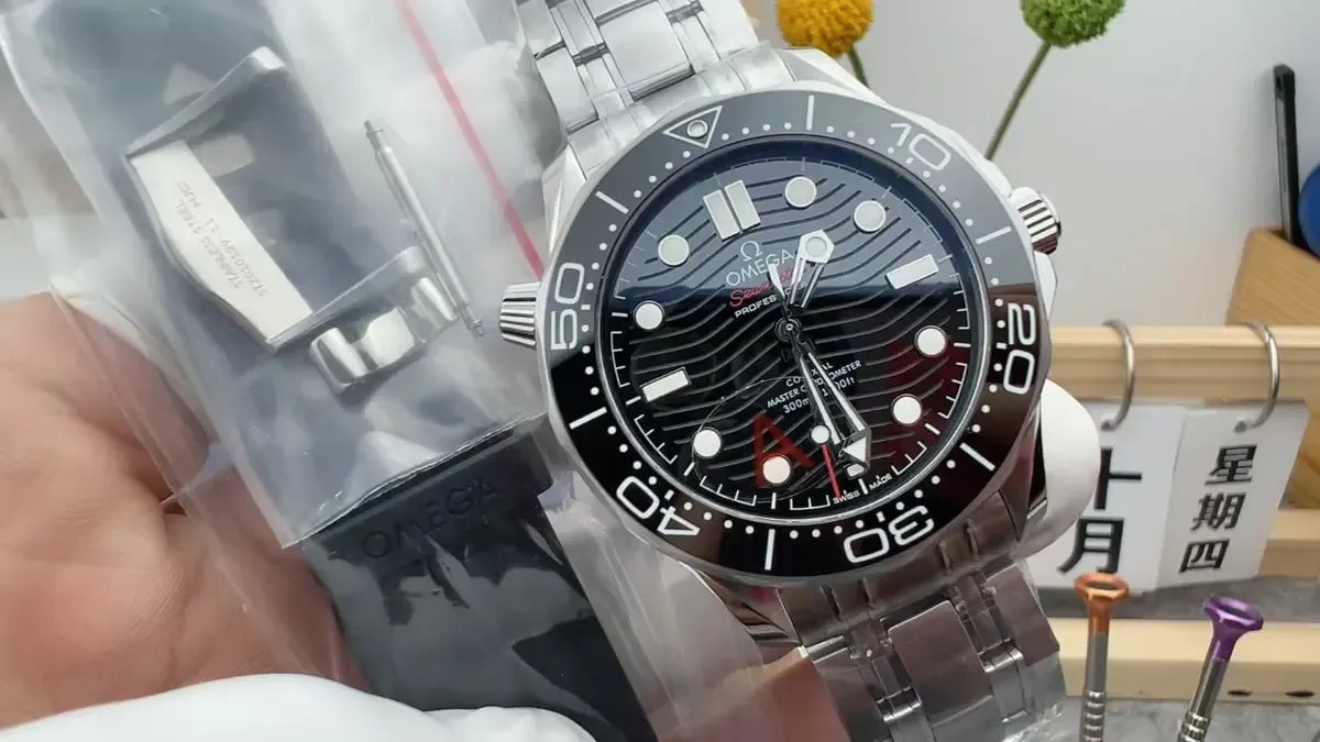 VS厂欧米茄复刻表值不值得买？与正品对比细节全解析