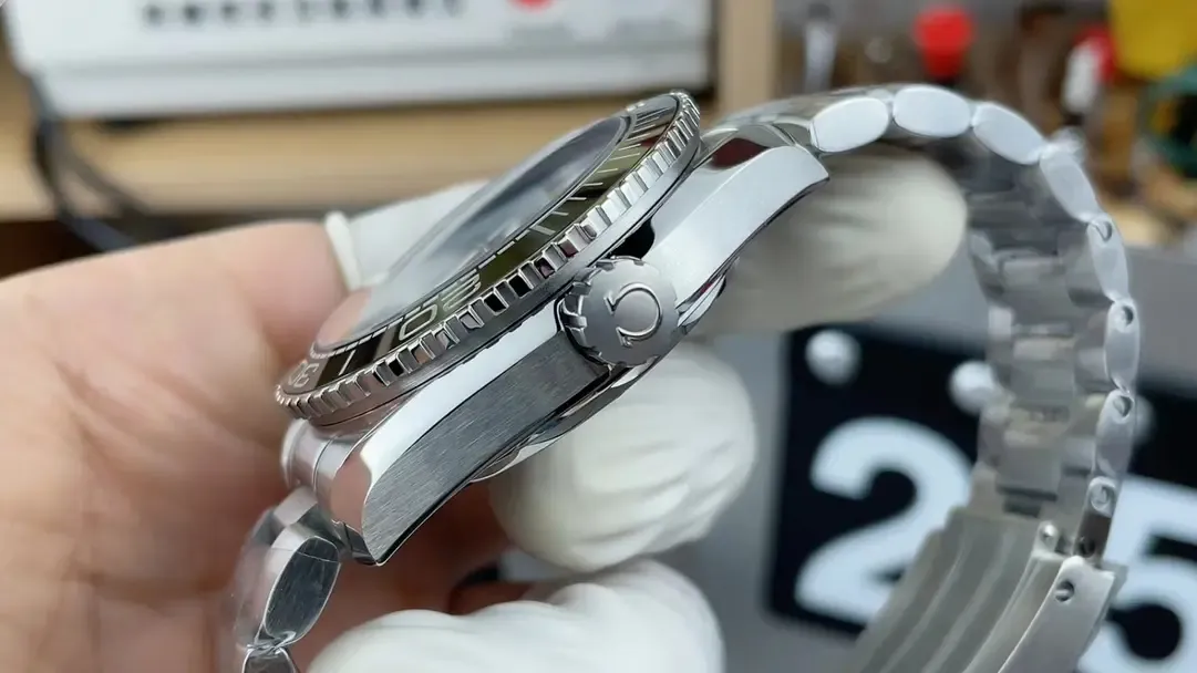 VS厂欧米茄海马600橙字深度评测：表城品鉴告诉你值不值得买